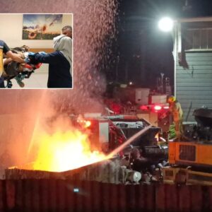 bursada geri donusum tesisinde yangin itfaiye eri agir yaralandi TRVmZe9M