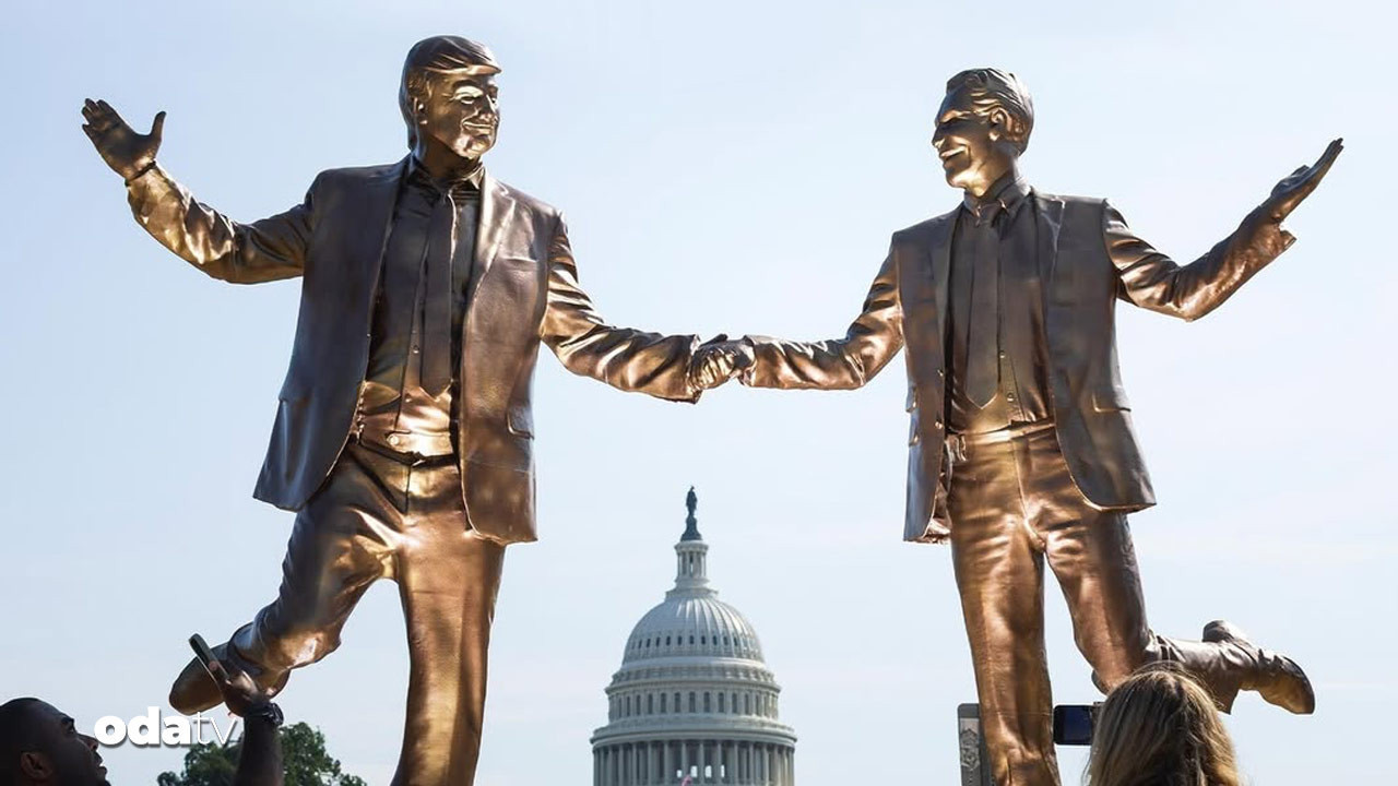 abdde protesto heykeli trump ve epstein el ele 9eQmUNlk