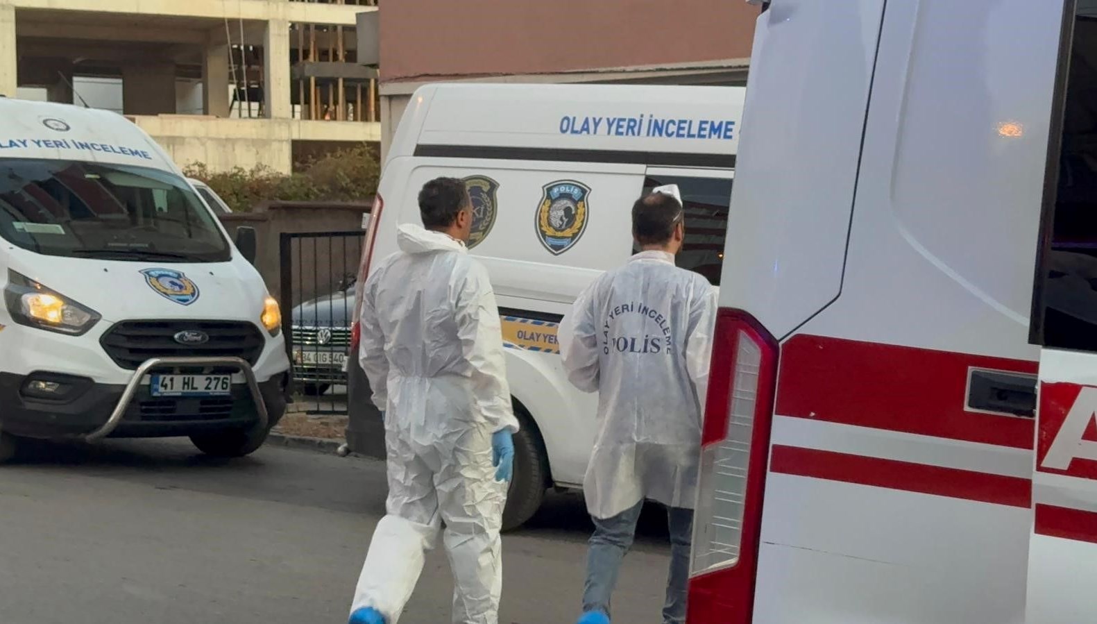 anne ve 5 yasindaki kizi evde olu bulundu HlsD5WUk