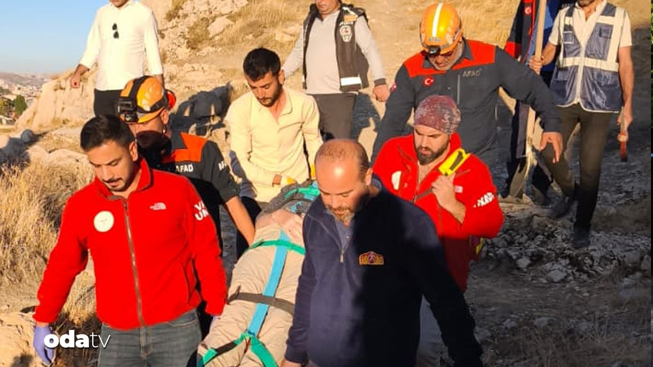 alman turist van kalesinden dustu Cx36pjWA