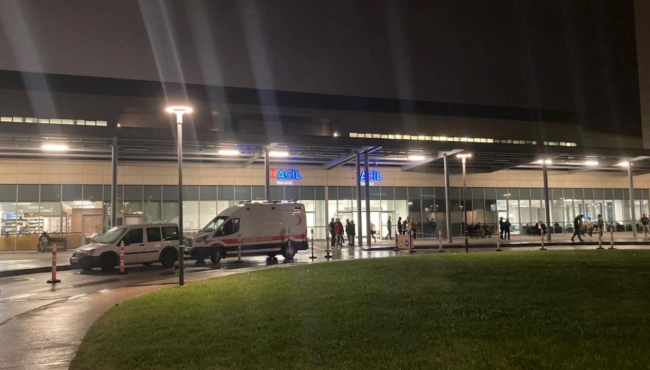 ankarada parkta baygin bulunan 2 kiz cocugundan 1i hayatini kaybetti 4PcclZwI.jpg