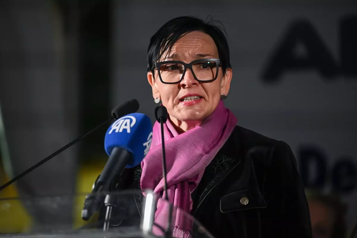 avusturyanin milli gunu resepsiyonu QD5xgIq5.jpg