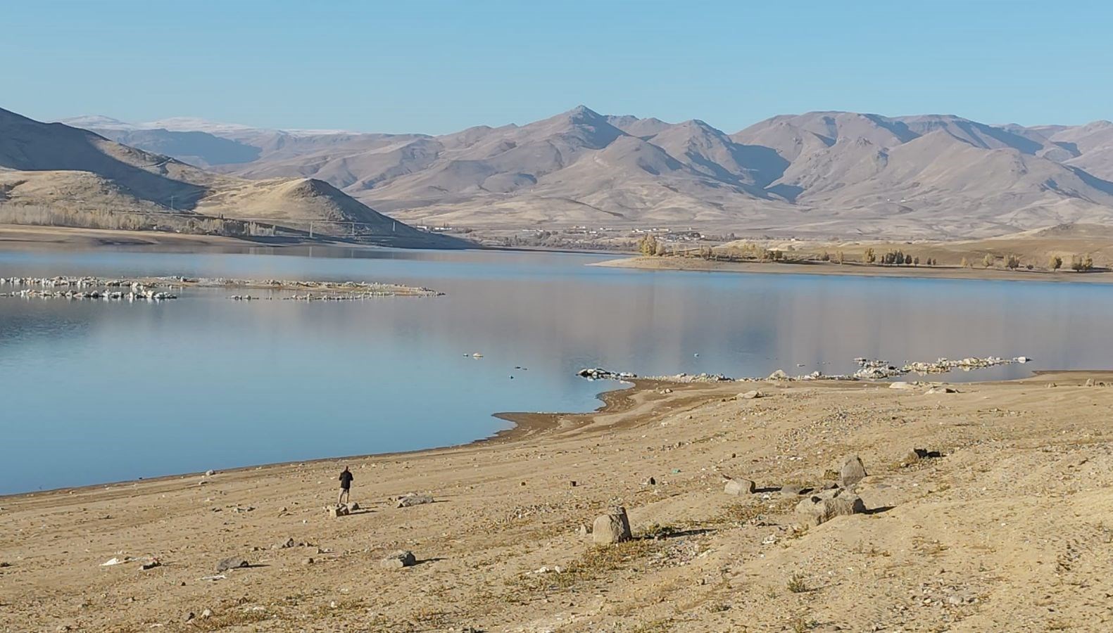 ercisteki barajlarin su seviyesi kritik seviyelere dustu ATx5DzmM.jpg