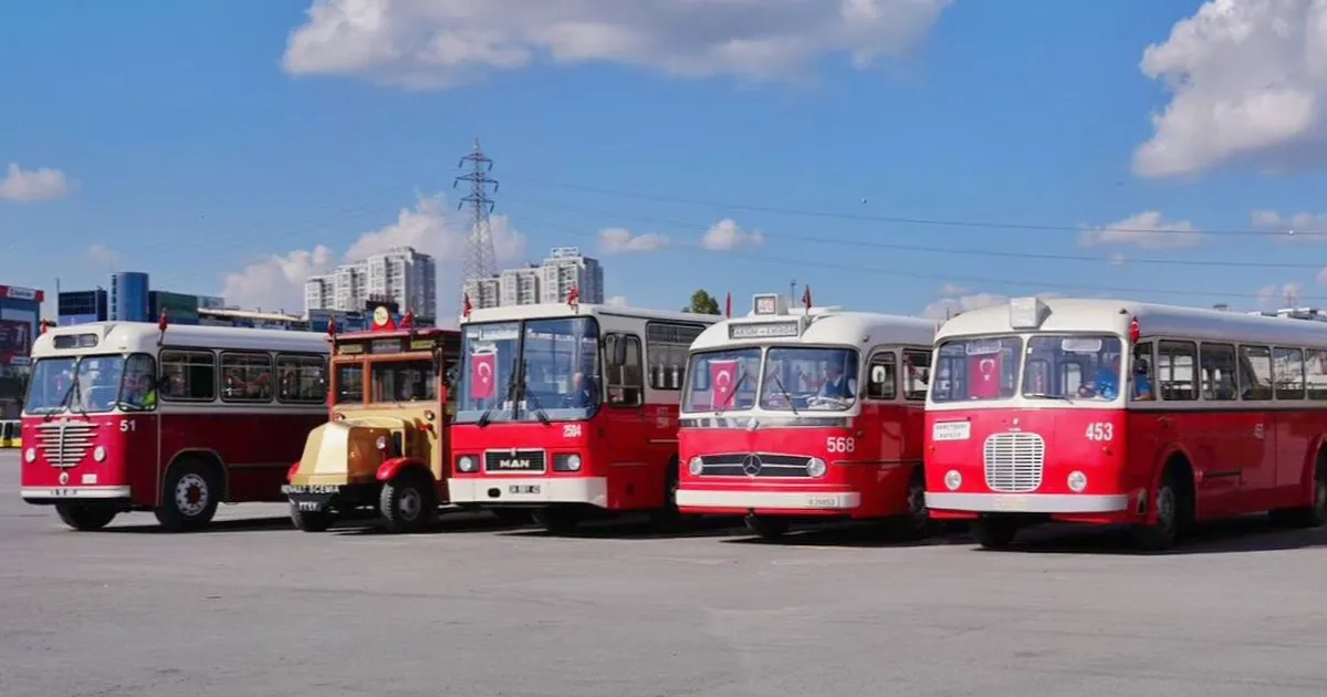 iettnin nostaljik araclari 29 ekimde ozel gecis yapacak acMikSEi.webp