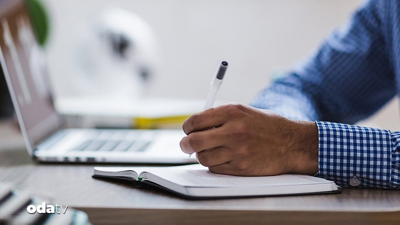 saglik ve egitim personelleri ilk sirada kamuya 49 trilyon lira odeme sanKZOXO.jpg