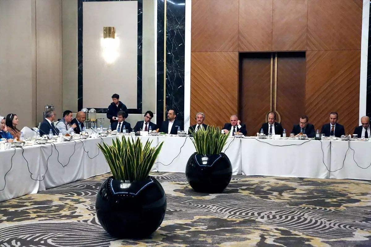 turkiyenin kirgizistandaki toplam yatirimlari 1 milyar 400 milyon dolari asti 7PDveBBS