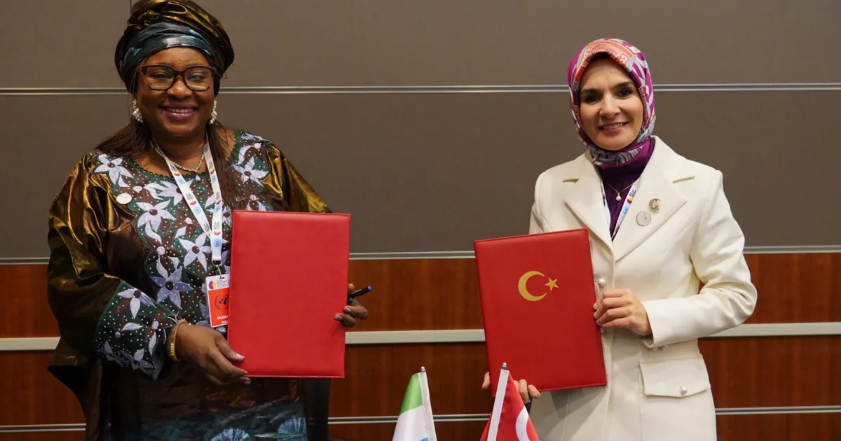 bakan goktas sierra leone ve singapurlu mevkidaslari ile is birligi mutabakat zapti imzaladi 3scy7znN.webp