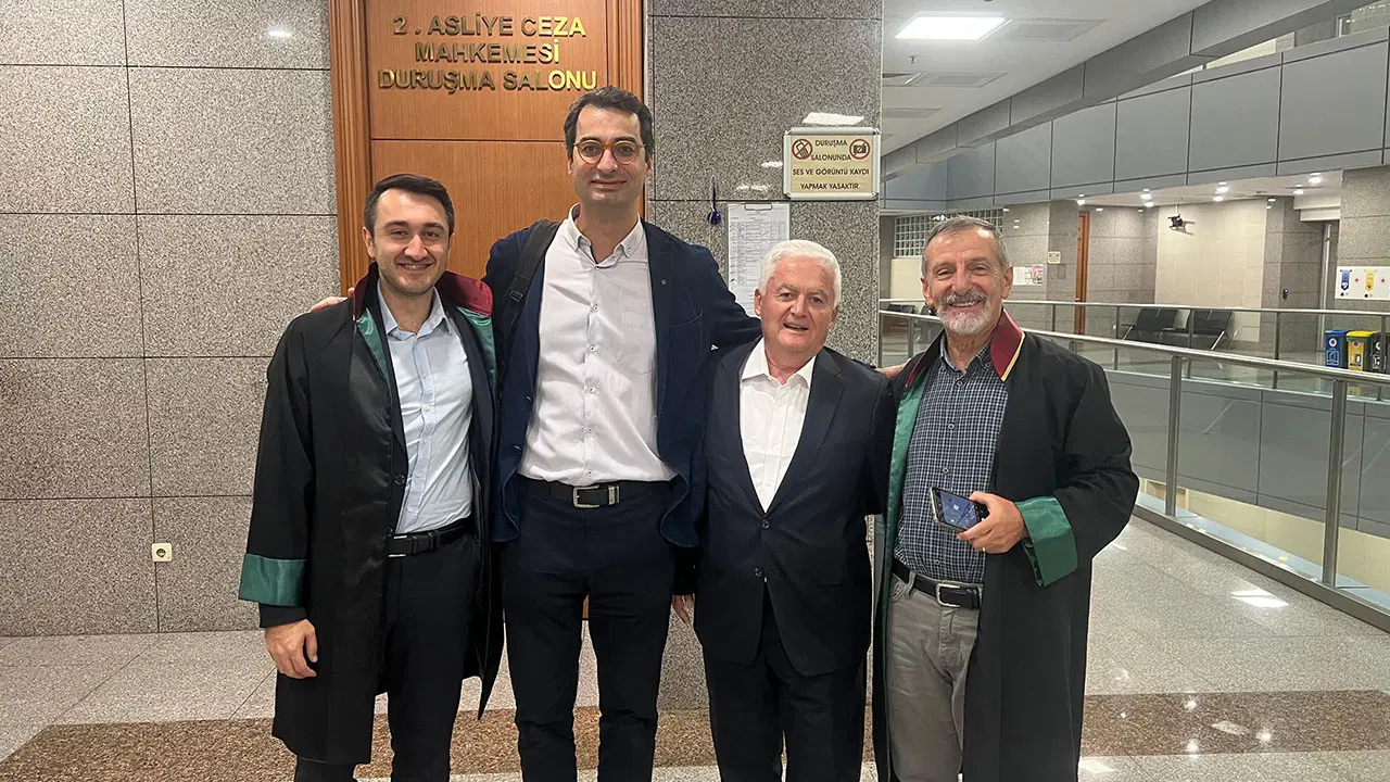 yazarimiz baris terkoglu ve emekli asker ahmet zeki ucoka acilan davada erteleme karari rbGHyprc.jpg