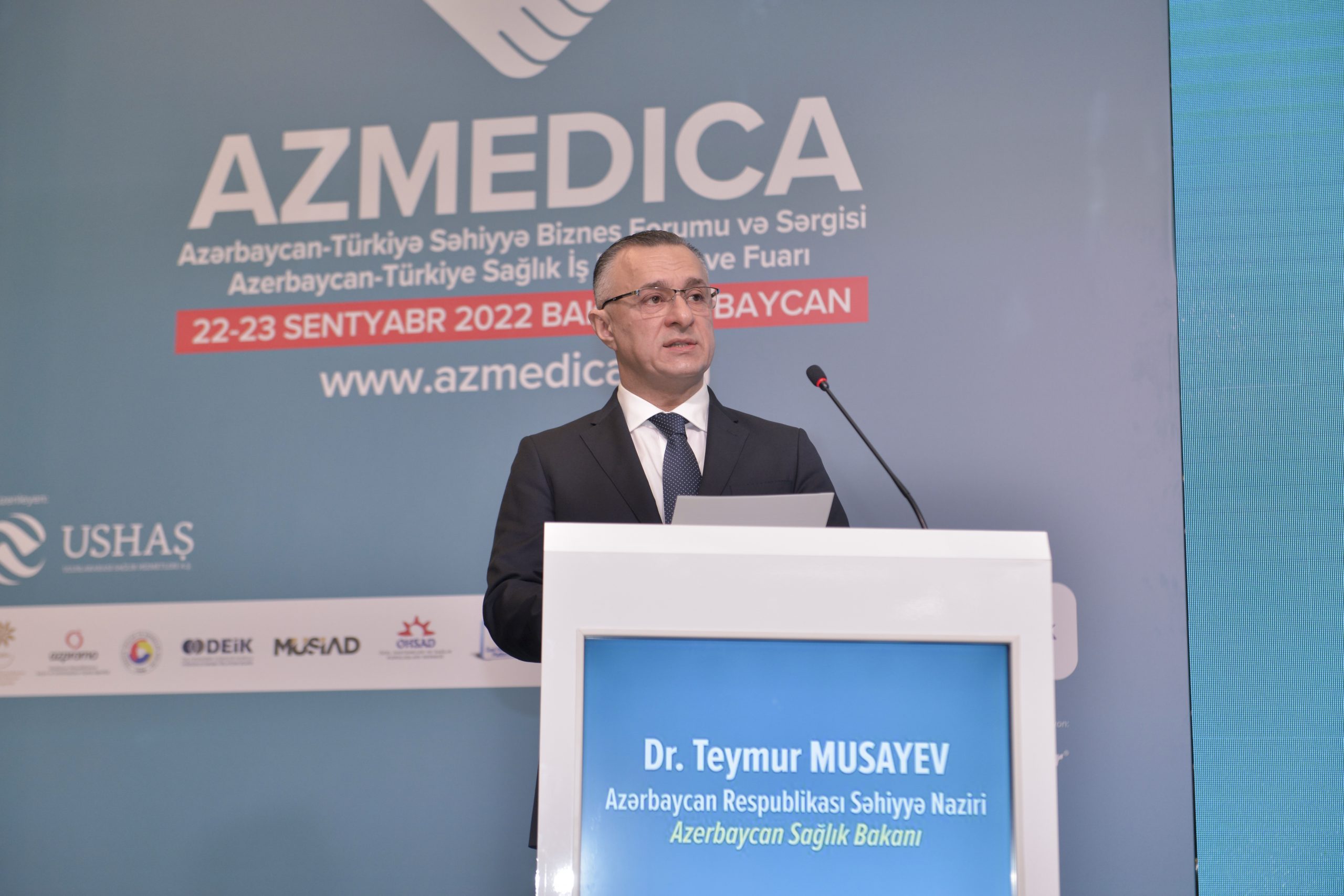 AZMEDICA Türkiye-Azerbaycan Sağlık İş Forumu ve Fuarı başarılı geçti