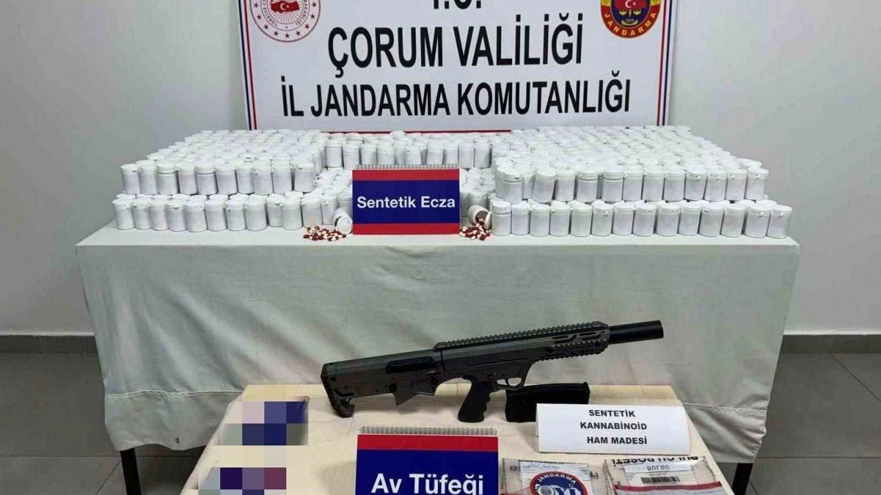 Jandarma Operasyonu: Çorum’da 5 Kişi Uyuşturucu ve Silahla Yakalandı