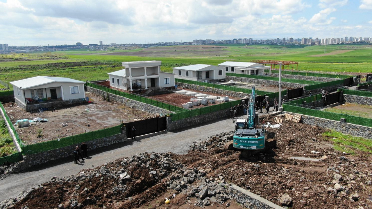 Villa Sahiplerine Üzücü Gelişme: Yıkım Süreci Başlatıldı