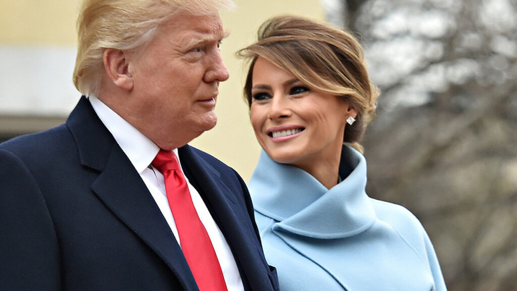 Trump, Çin Ziyaretine Eşi Olmadan Gidiyor