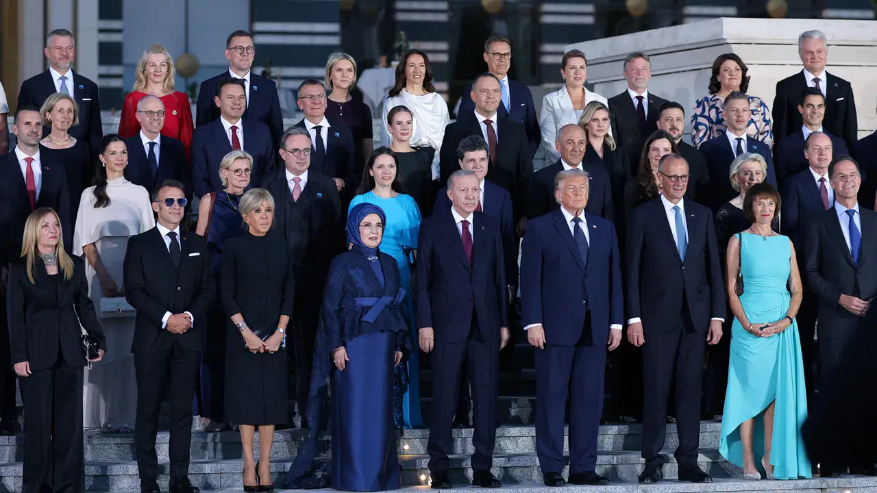 Akpli isimden aciklama geldi nato zirvesi yemeginde alkollu icki ikram edildi mi 28IMmg9G